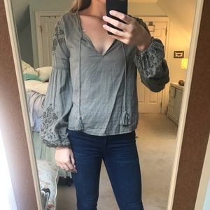 Abercrombie and Fitch pesant top